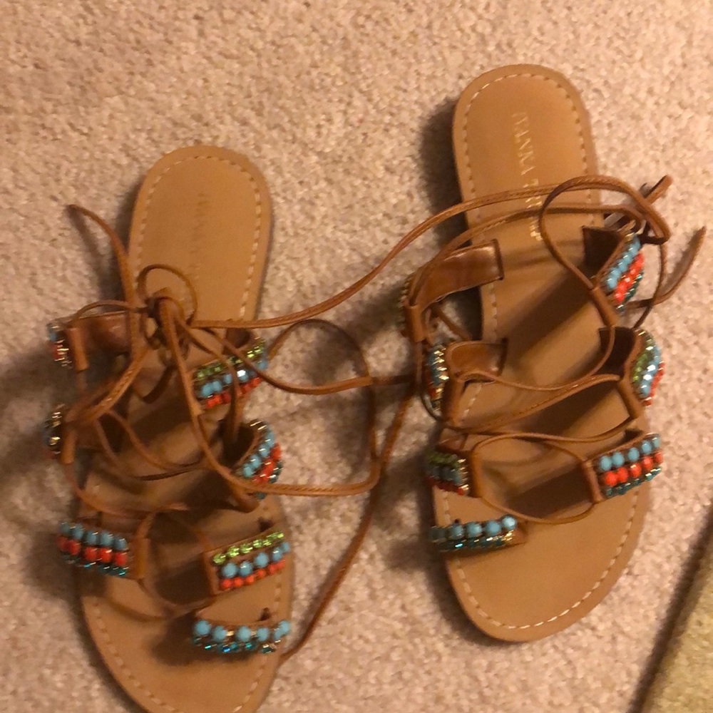 Tan flat sandels